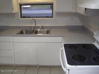 618 Kitchen b