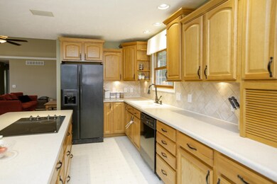 2614 orange meadow lane-107
