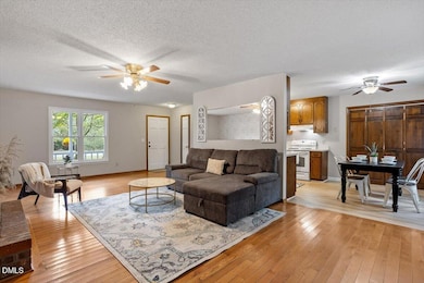 2124 Lee St, Clayton, NC 27520 - photo 3