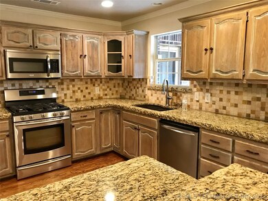 9462 S 258th East Place, Broken Arrow, OK 74014 - photo 4