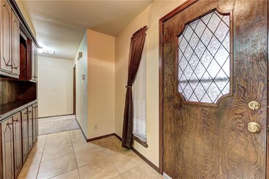 824 NE 20th St, Moore, OK 73160 - photo 7