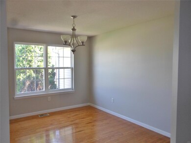 6700 Crossington Dr, Maryville, IL 62062 - photo 3