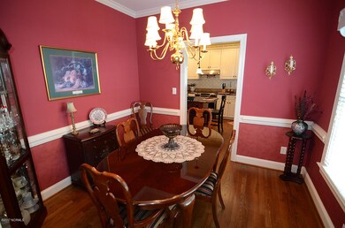 DININGROOM