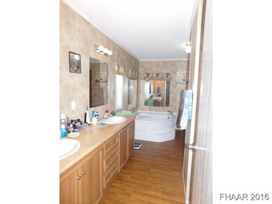 937 Greystone Dr, Copperas Cove, TX 76522 - photo 4