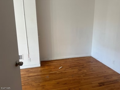 131 Sayre St, Elizabeth, NJ 07208 - photo 3