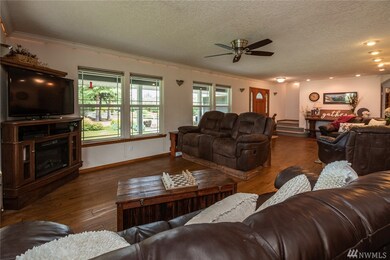 395 Russell Rd, Winlock, WA 98596 - photo 5