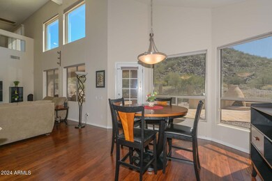 Breakfast Room