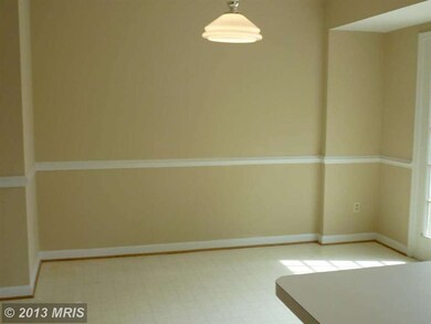 8577 Cabot Ct, Manassas, VA 20111 - photo 7