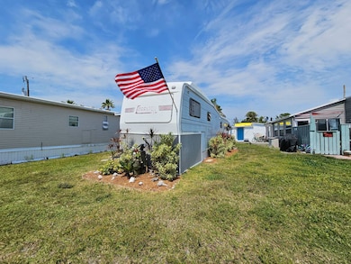 15175 Stringfellow Rd unit 137, Bokeelia, FL 33922 - photo 4