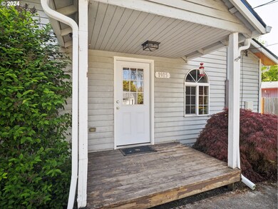 1915 16th Ave, Forest Grove, OR 97116 - photo 2