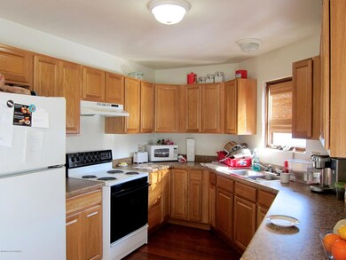 Kitchen Unit 4