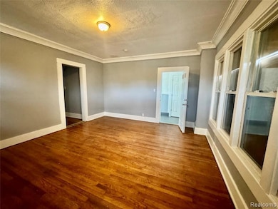 8790 Kimberly Ct unit 2, Detroit, MI 48204 - photo 6