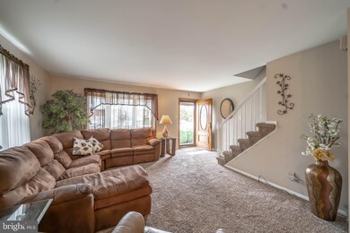 7 Lawnton Terrace W, Glenolden, PA 19036 - photo 6