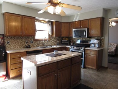 24227 Wilderness Trail, Olmsted Falls, OH 44138 - photo 6