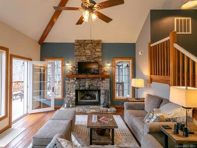 300 Creekside Way unit B-302, Burnsville, NC 28714 - photo 6