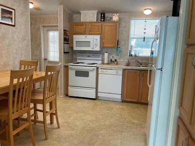 Kitchen and dining room combination