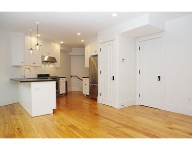 93 Charter St unit 1, Boston, MA 02113 - photo 4