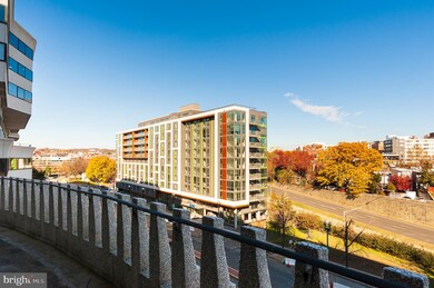 Watergate East Residences unit 605-N, Washington, DC 20037 - photo 6