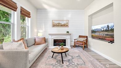 1027 21st St, Bellingham, WA 98225 - photo 4