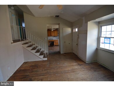1123 Laurel Rd, Beverly, NJ 08010 - photo 4