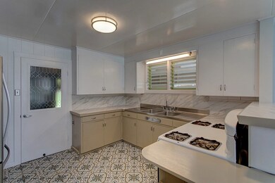 490 Mohouli St, Hilo, HI 96720 - photo 6