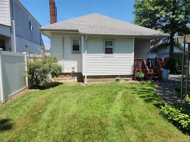 14 W Argyle St, Valley Stream, NY 11580 - photo 3
