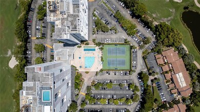 Delvista Towers Condominium unit 413, Miami, FL 33180 - photo 5