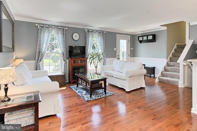 2610 Armada St, Herndon, VA 20171 - photo 6