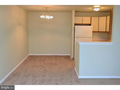 1334 W Wyomissing Ct unit E, West Lawn, PA 19609 - photo 5