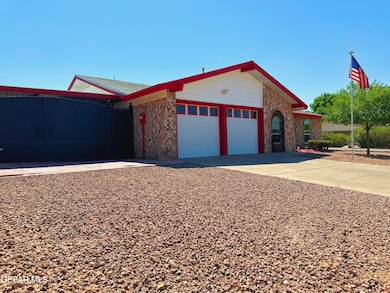 1836 Mike Hill Dr, El Paso, TX 79936 - photo 4