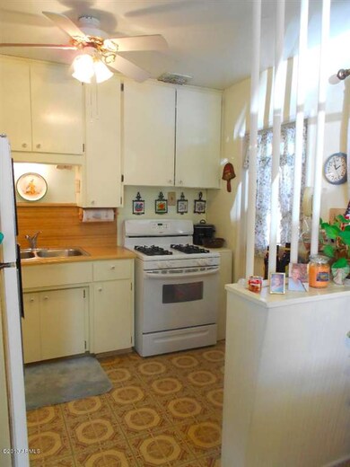 Charming kitchen