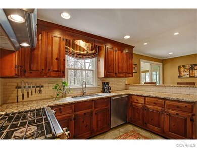 Kitchen view looking toward breakfast bar.