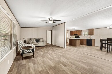 460 Big Salty Dr, Springtown, TX 76082 - photo 7