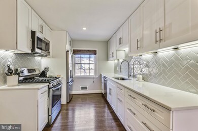 229 Bond Ave, Reisterstown, MD 21136 - photo 4