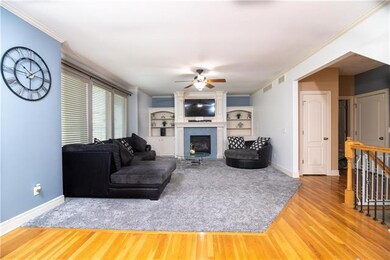 19523 W 97th St, Lenexa, KS 66220 - photo 7