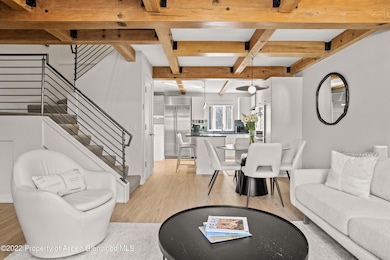 424ParkAve_Med22091214