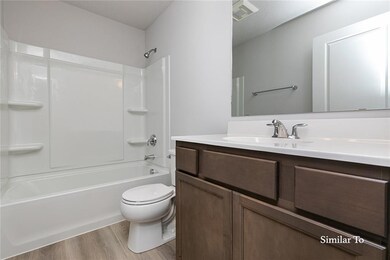 9728 NW 82nd Ave, Johnston, IA 50131 - photo 6