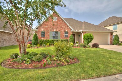 6109 Larrycrest Dr, Pearland, TX 77584 - photo 2