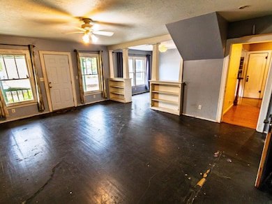 419 E Main St, Rogue River, OR 97537 - photo 5