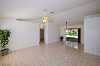 Combination Living Dining With Pocketing Sliders t