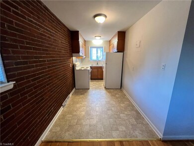 1606 W Northwest Blvd unit C, Winston-Salem, NC 27104 - photo 5