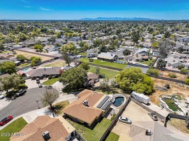 57-E Diamond Cir-057