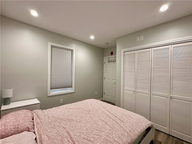 29 Ann St unit 3, Newport, RI 02840 - photo 4