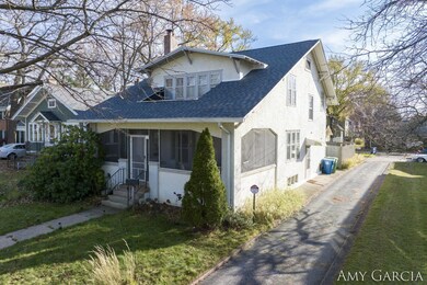 2-web-or-mls-70-sherman-rd