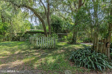 5821 Hyde Park Cir, Jacksonville, FL 32210 - photo 2