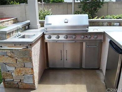OUTDOOR KITCHEN! ON NATURAL GAS LINE, ELECTRICAL, 