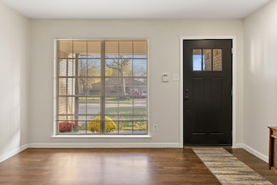 210 Old Mill Ln, Dallas, TX 75217 - photo 3