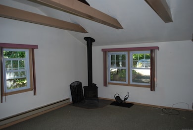 17 Old Barn Rd S, Stamford, CT 06905 - photo 7