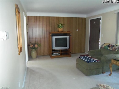 28736 Alton Rd, Wickliffe, OH 44092 - photo 3