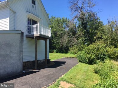 4775 Old Easton Rd unit GRGAPT, Doylestown, PA 18902 - photo 3